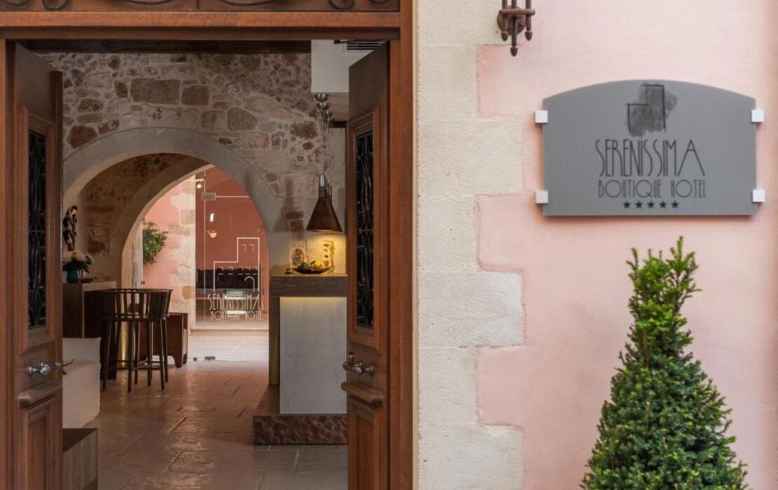 Serenissima Boutique Hotel