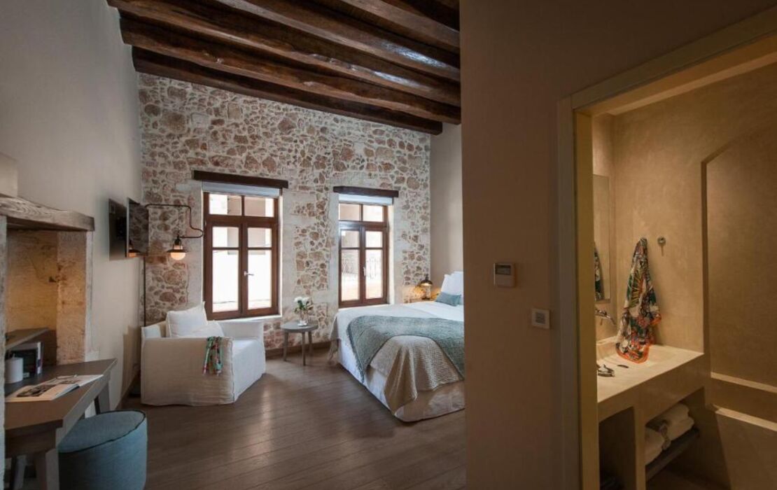 Serenissima Boutique Hotel