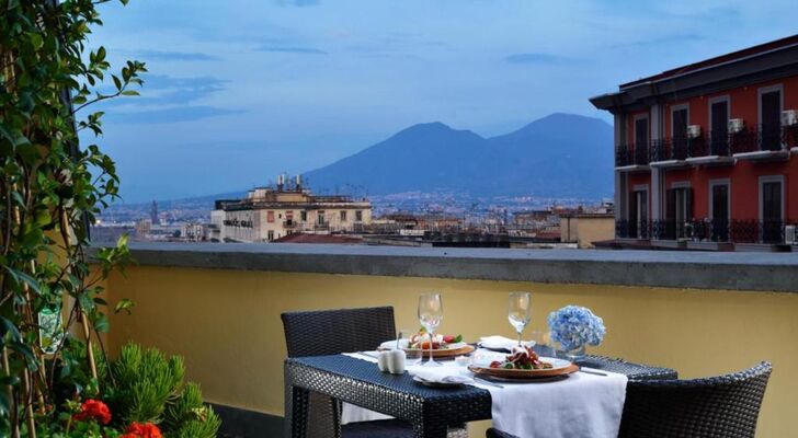 UNA Hotels Napoli