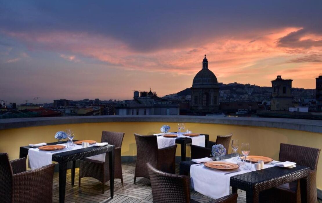 UNA Hotels Napoli