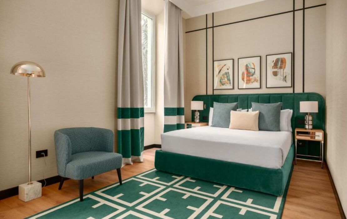 Room Mate Collection Mia, Rome Colosseum