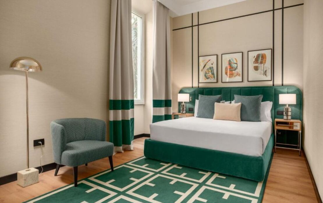 Room Mate Collection Mia, Rome Colosseum