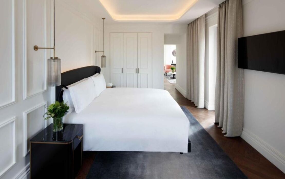 InterContinental Rome Ambasciatori Palace by IHG
