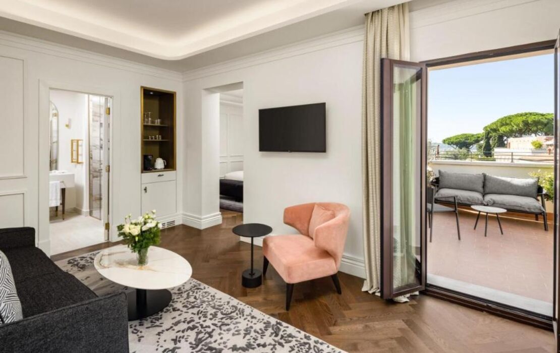 InterContinental Rome Ambasciatori Palace by IHG