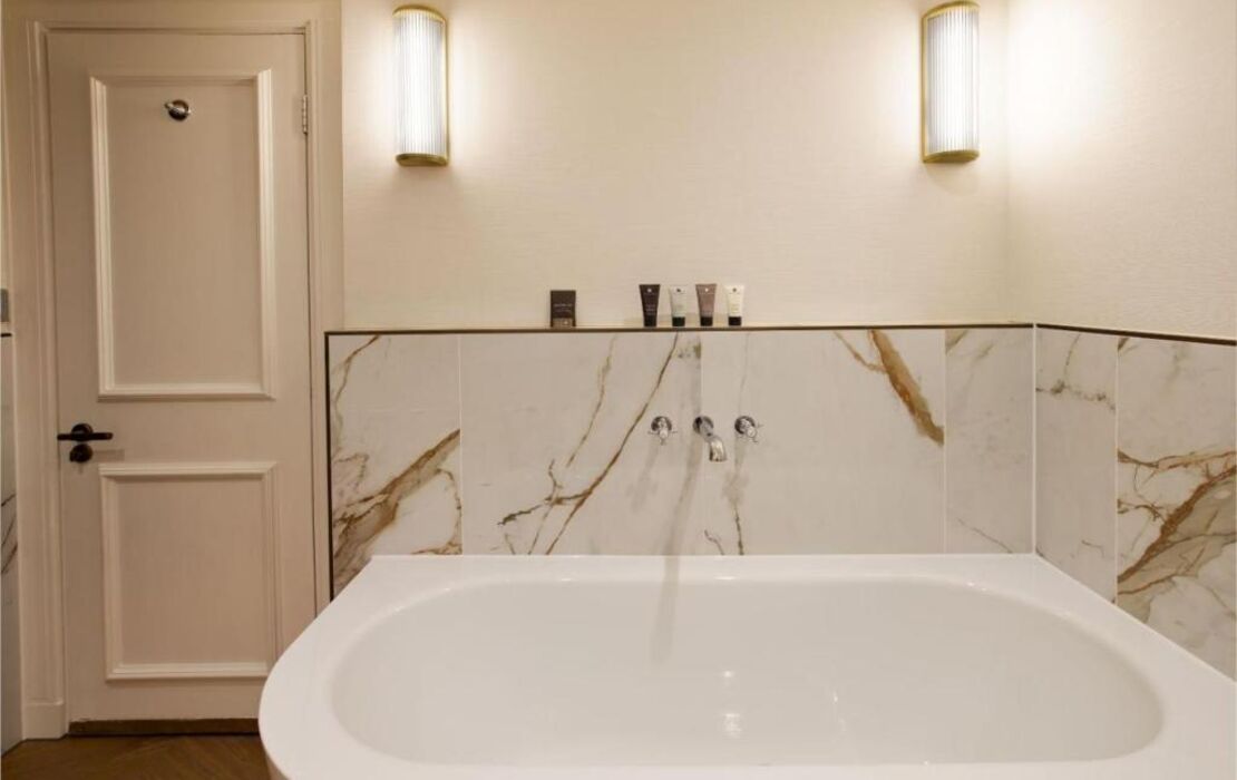 The Capital Hotel, Apartments & Townhouse - Small Luxury Hotels of The World