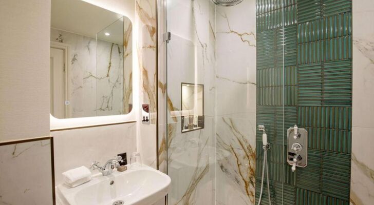 The Capital Hotel, Apartments & Townhouse - Small Luxury Hotels of The World