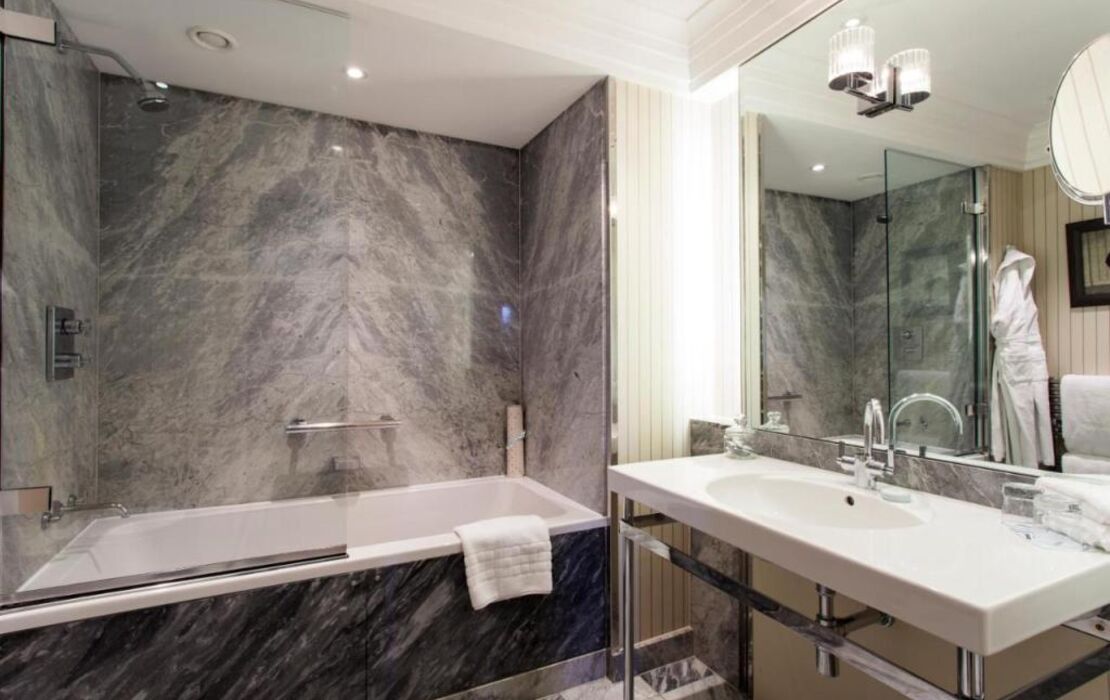 The Capital Hotel, Apartments & Townhouse - Small Luxury Hotels of The World