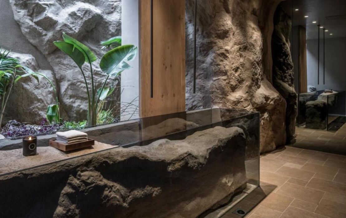 Acro Suites - A Wellbeing Resort