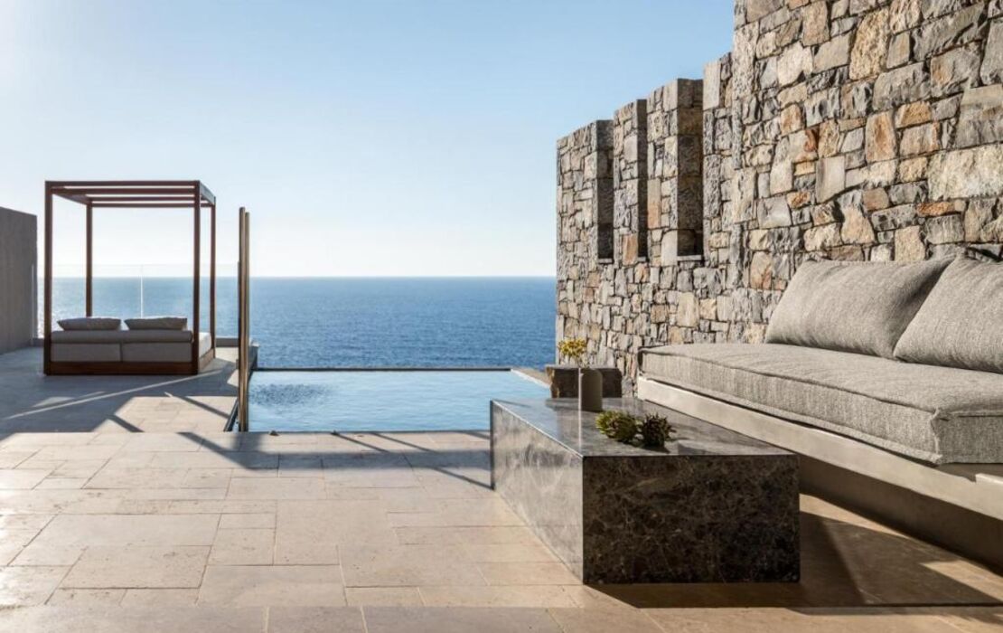 Acro Suites - A Wellbeing Resort