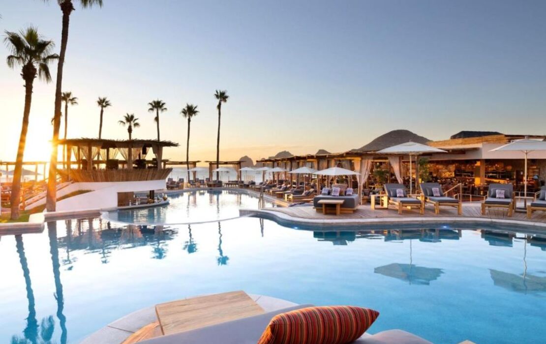 ME Cabo – Adults Only