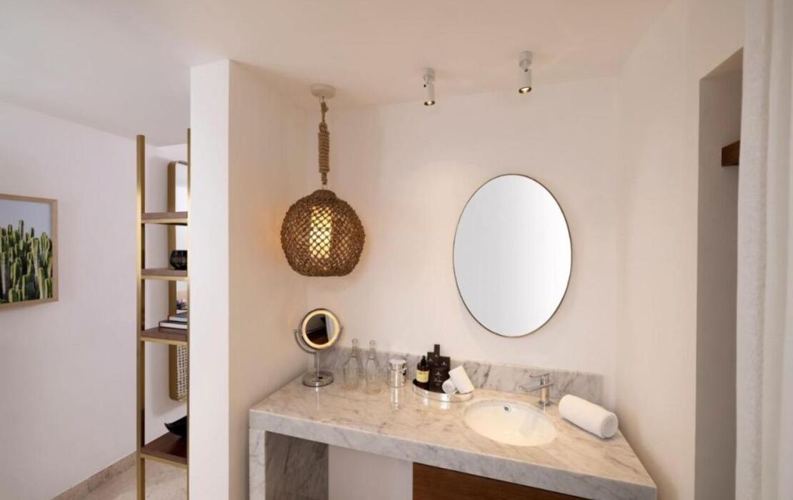 ME Cabo – Adults Only