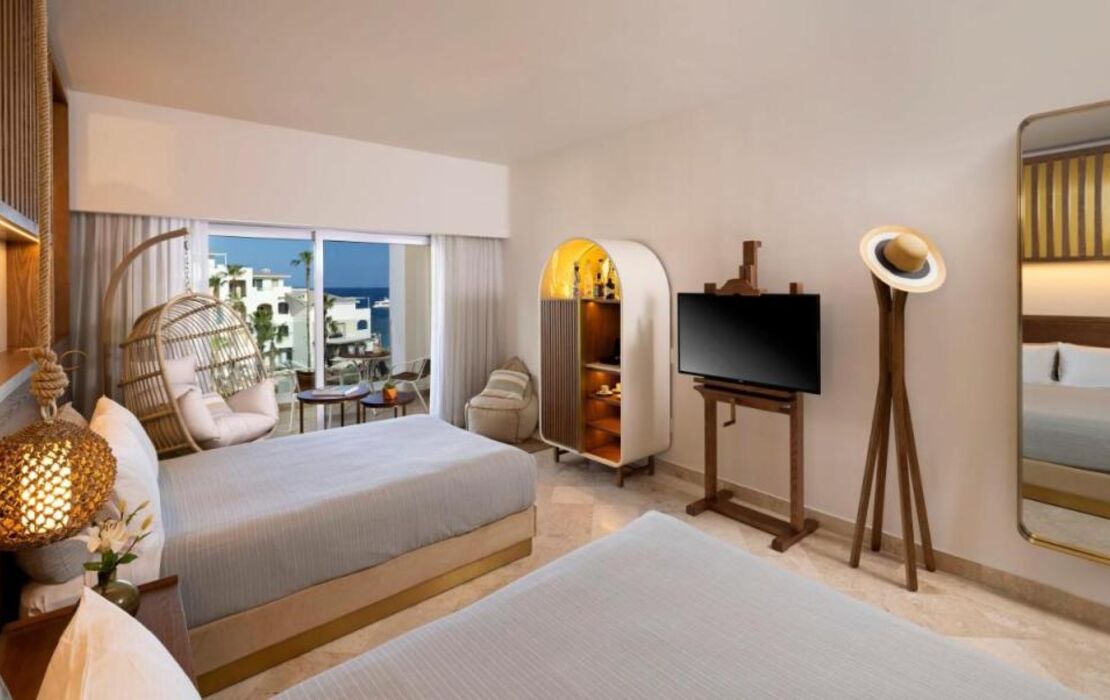 ME Cabo – Adults Only