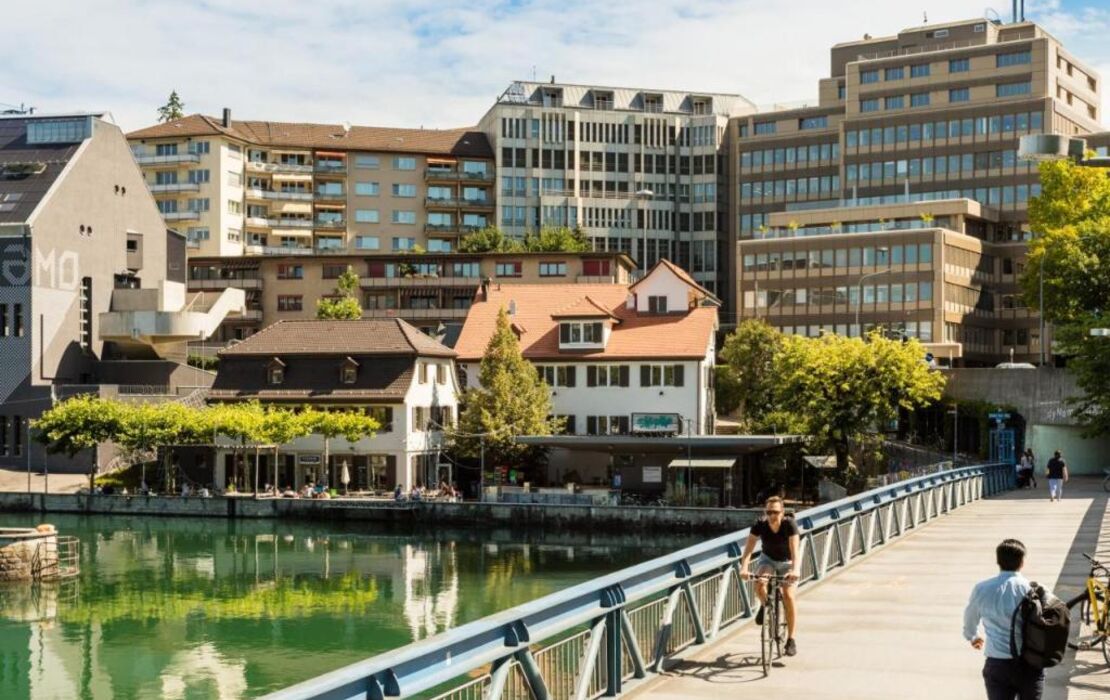 EMA House Hotel Suites