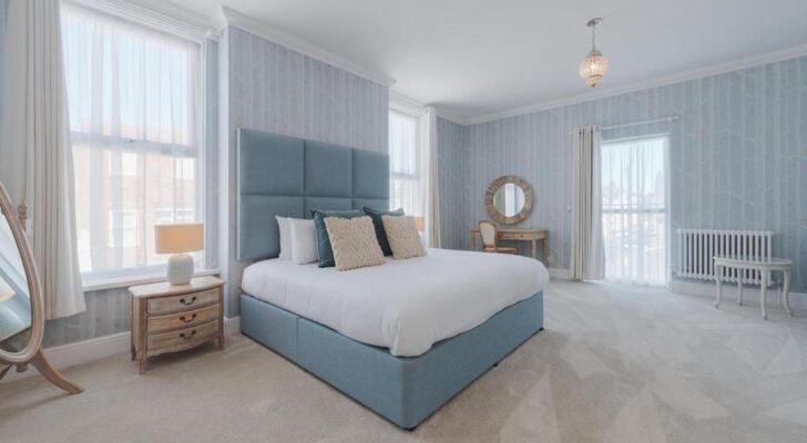 Somerset House Boutique Hotel and Restaurant