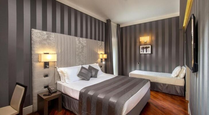 Monti Palace Hotel
