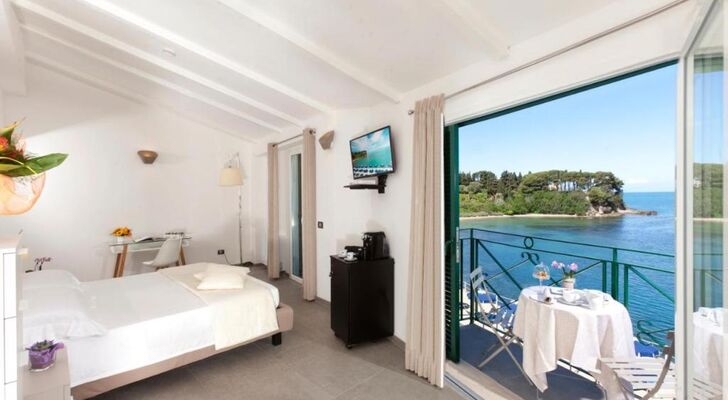 Hotel Villa Domizia