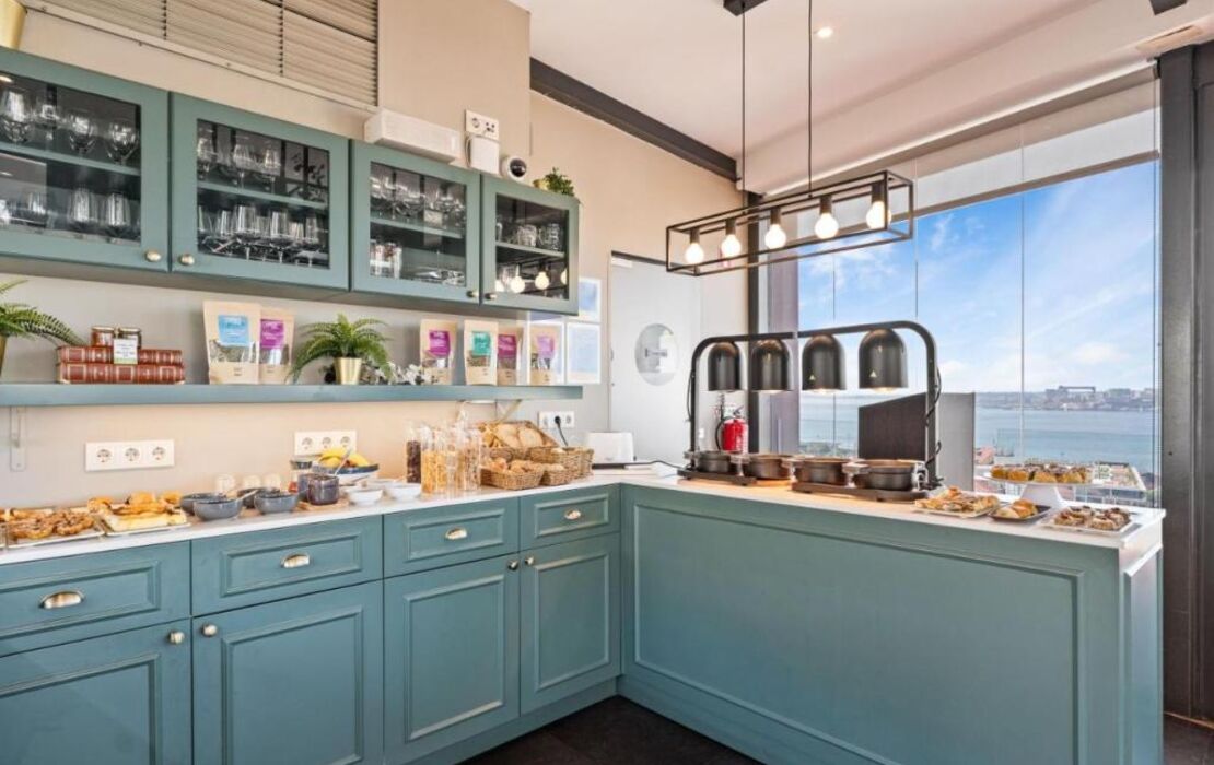 Monte Belvedere Hotel by Shiadu