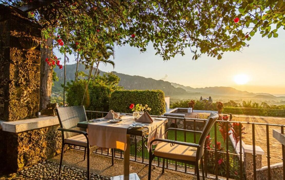 Posada del Tepozteco - Hotel & Gallery