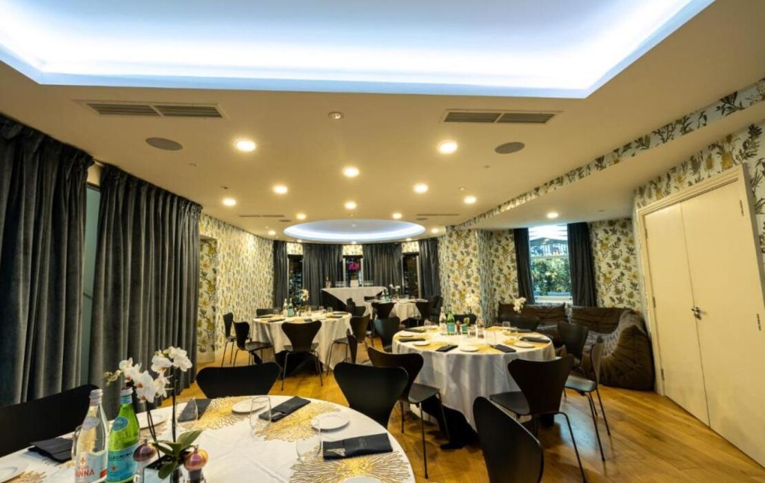 Hotel Xenia, Autograph Collection