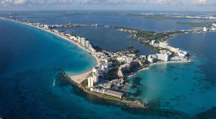 Aloft Cancun