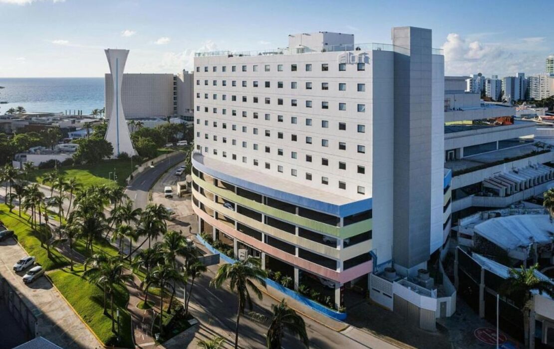 Aloft Cancun