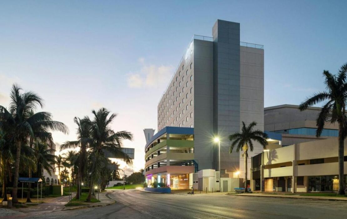 Aloft Cancun
