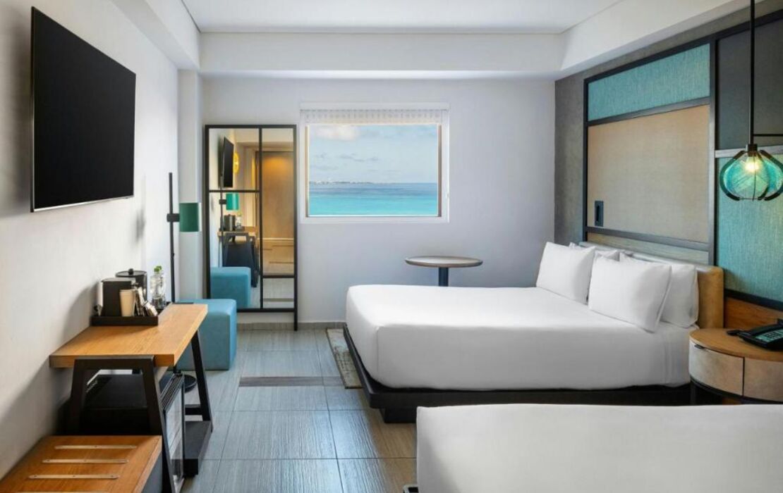 Aloft Cancun