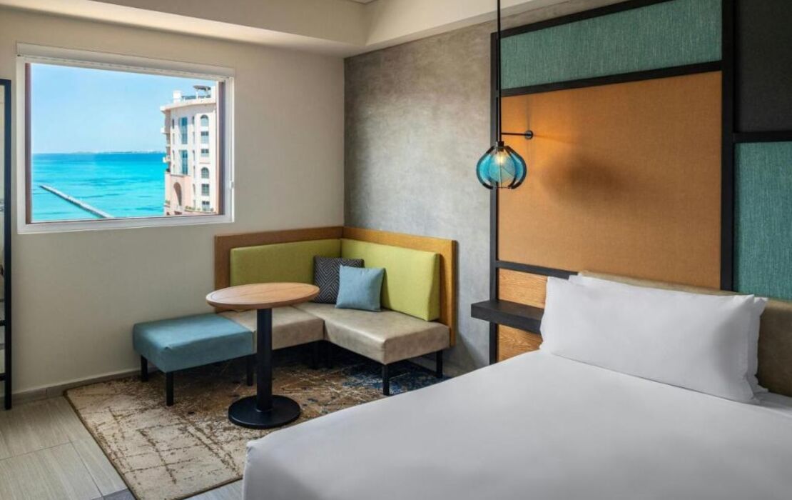Aloft Cancun