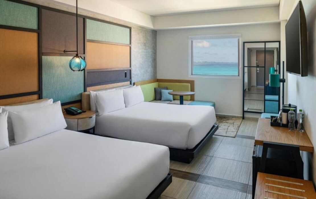 Aloft Cancun