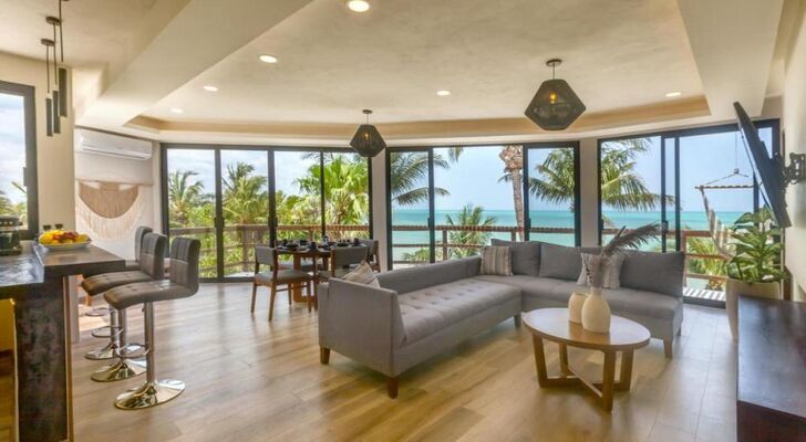 Beachfront Hotel La Palapa - Adults Only