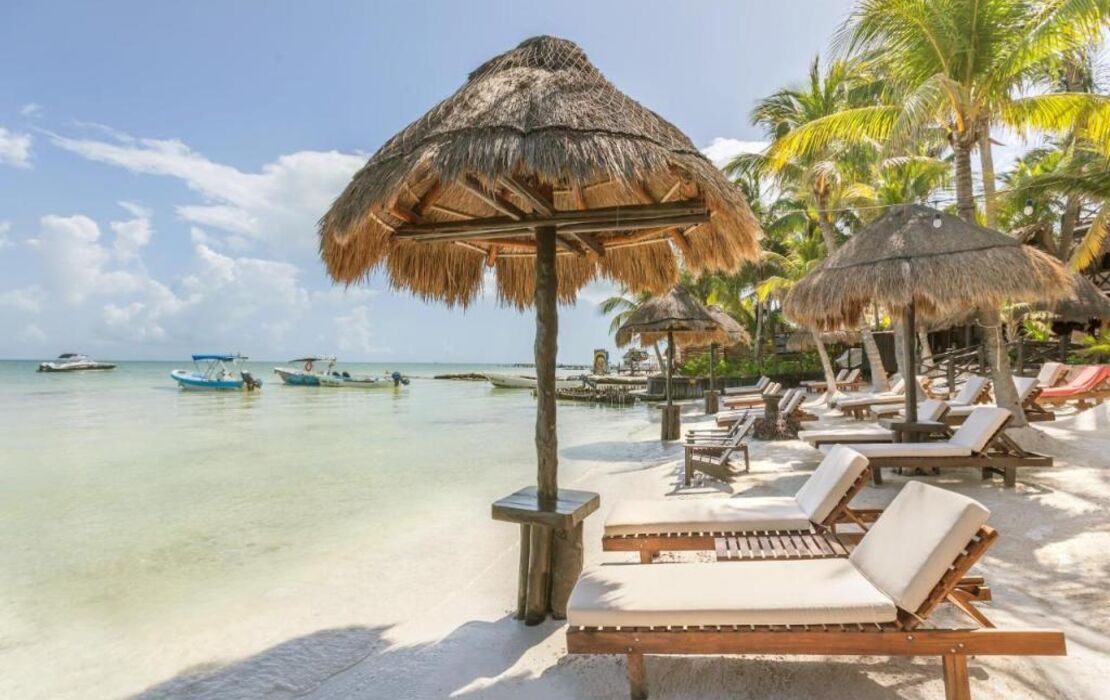 Beachfront Hotel La Palapa - Adults Only