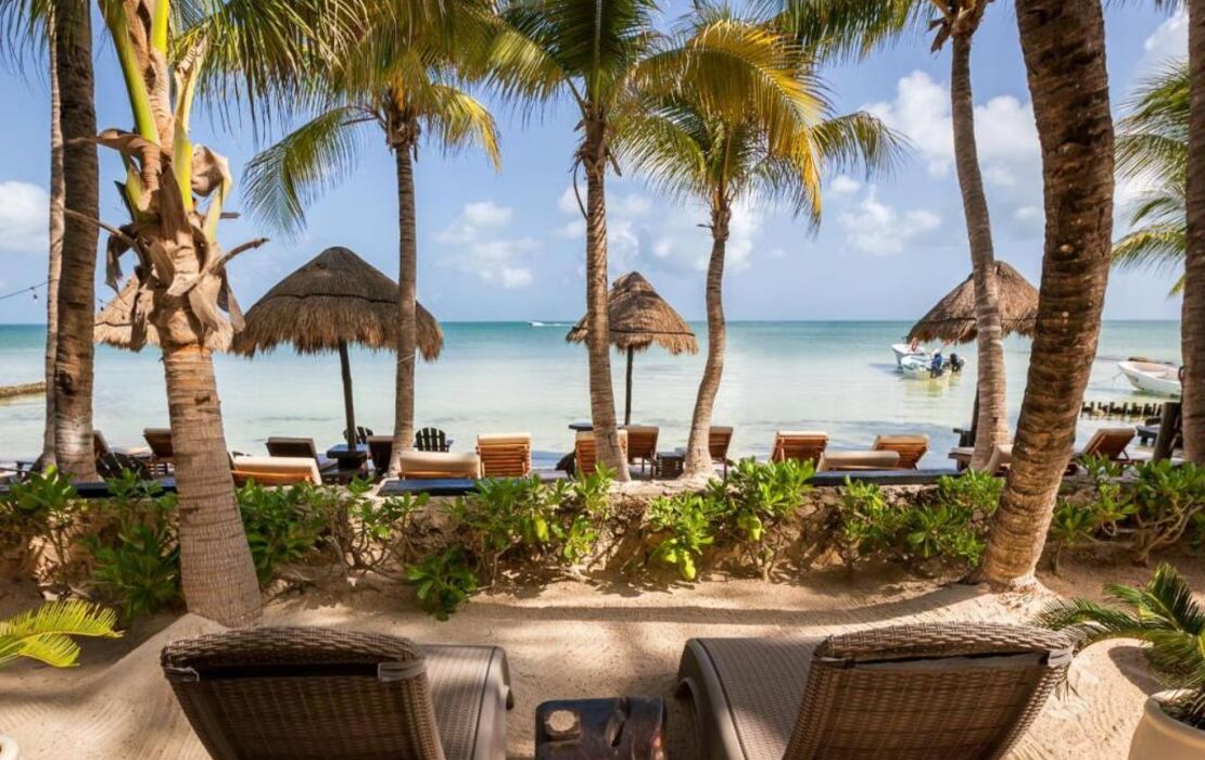 Beachfront Hotel La Palapa - Adults Only