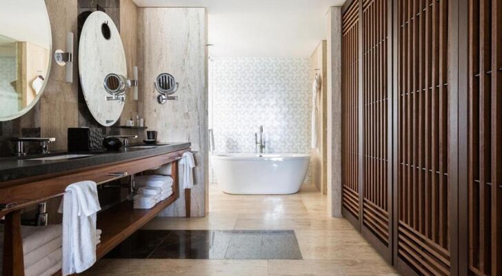 Hyatt Centric Playa del Carmen - Downtown House & Beach House