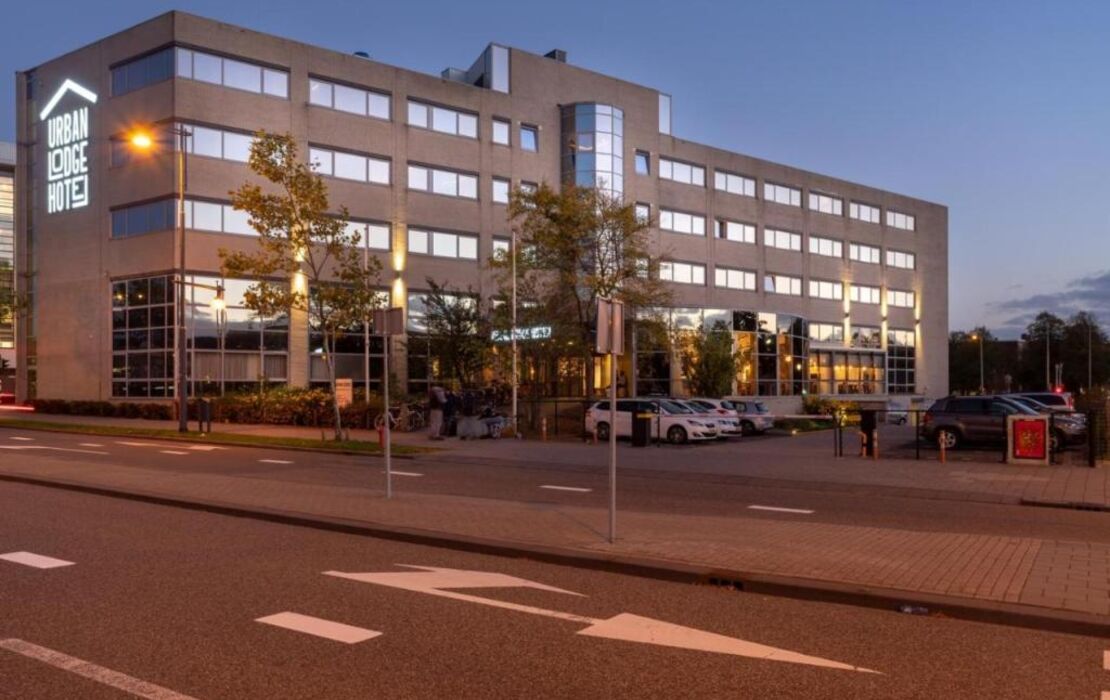 Urban Lodge Hotel