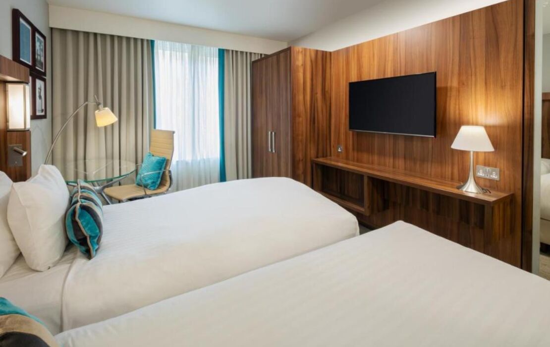 Courtyard by Marriott Edinburgh