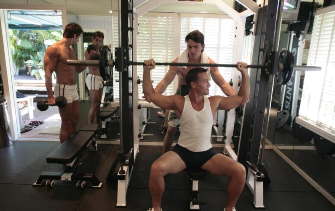 Pineapple Point Guesthouse & Resort - Gay Men's Resort