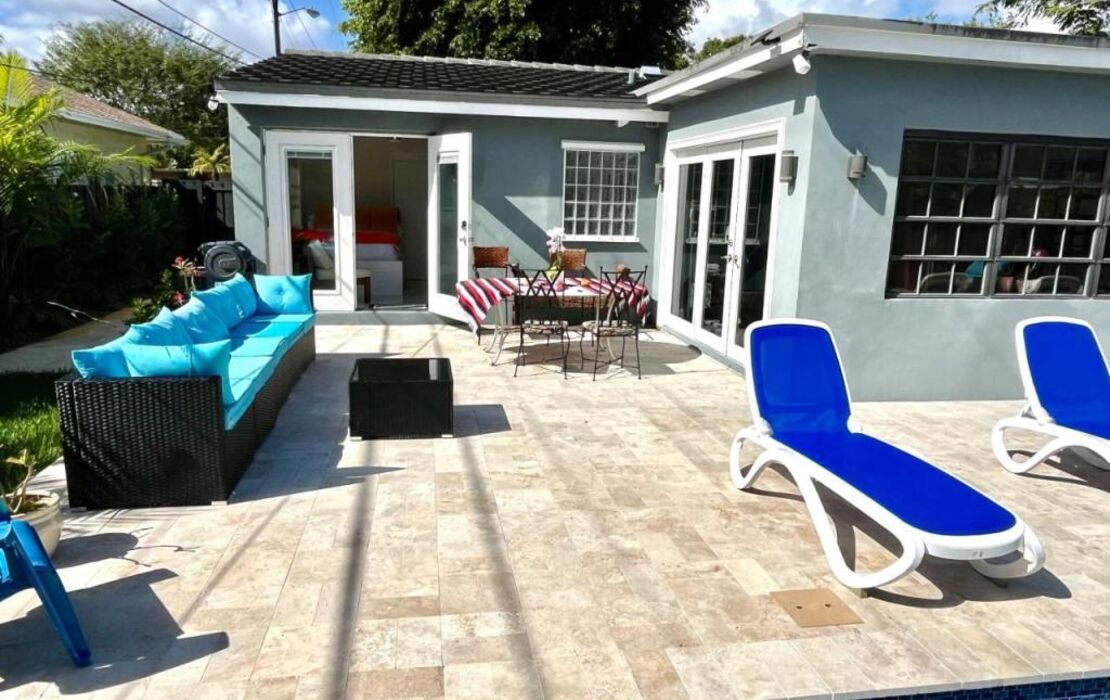 POOLSIDE MANOR - Men Only Clothing-Optional