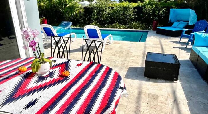 POOLSIDE MANOR - Men Only Clothing-Optional