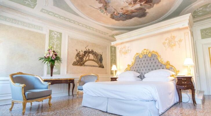 Ca' Bonfadini Historic Experience
