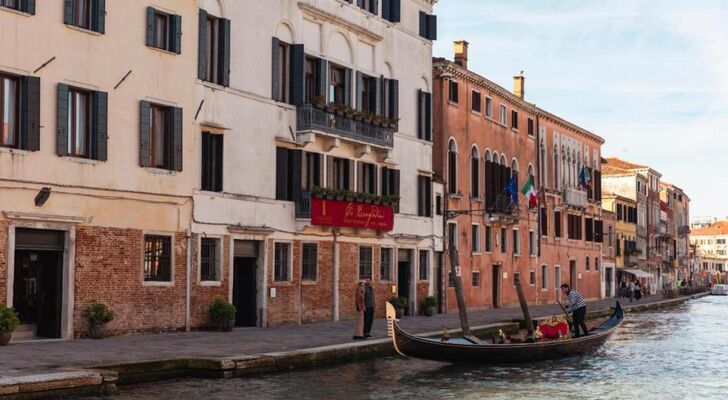 Ca' Bonfadini Historic Experience
