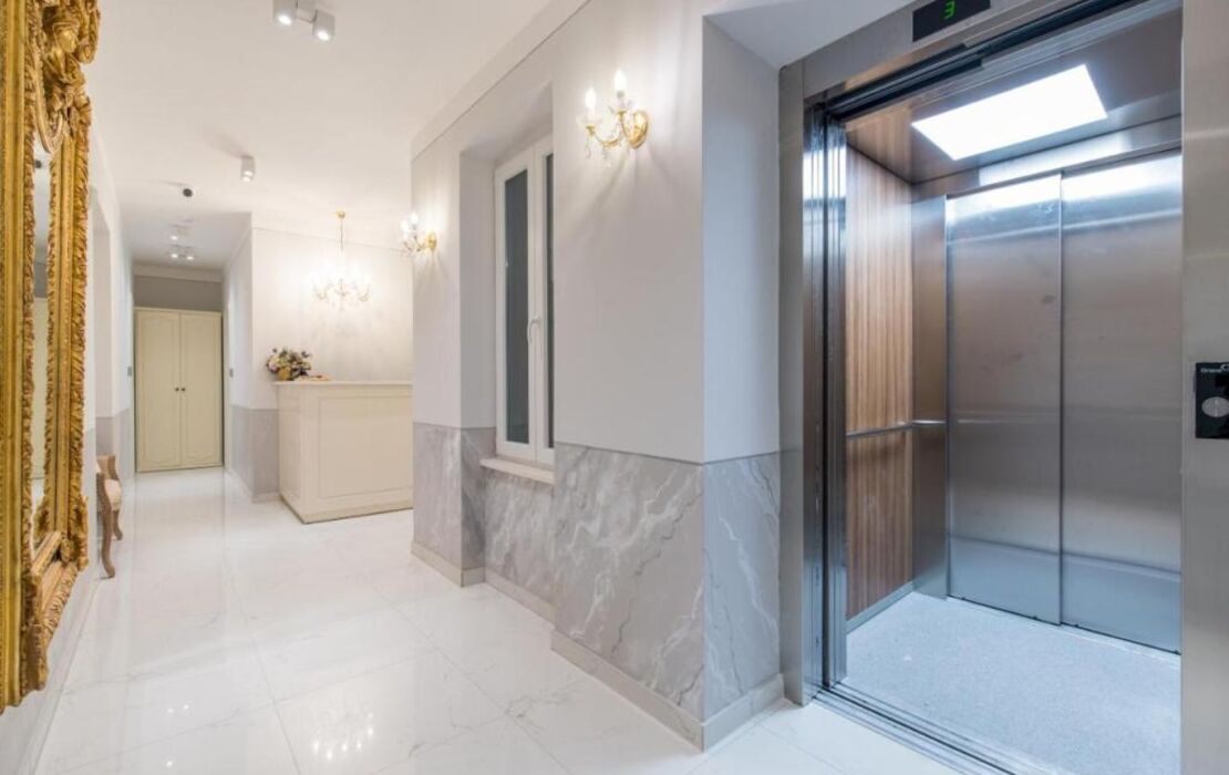 Central Square Heritage Hotel