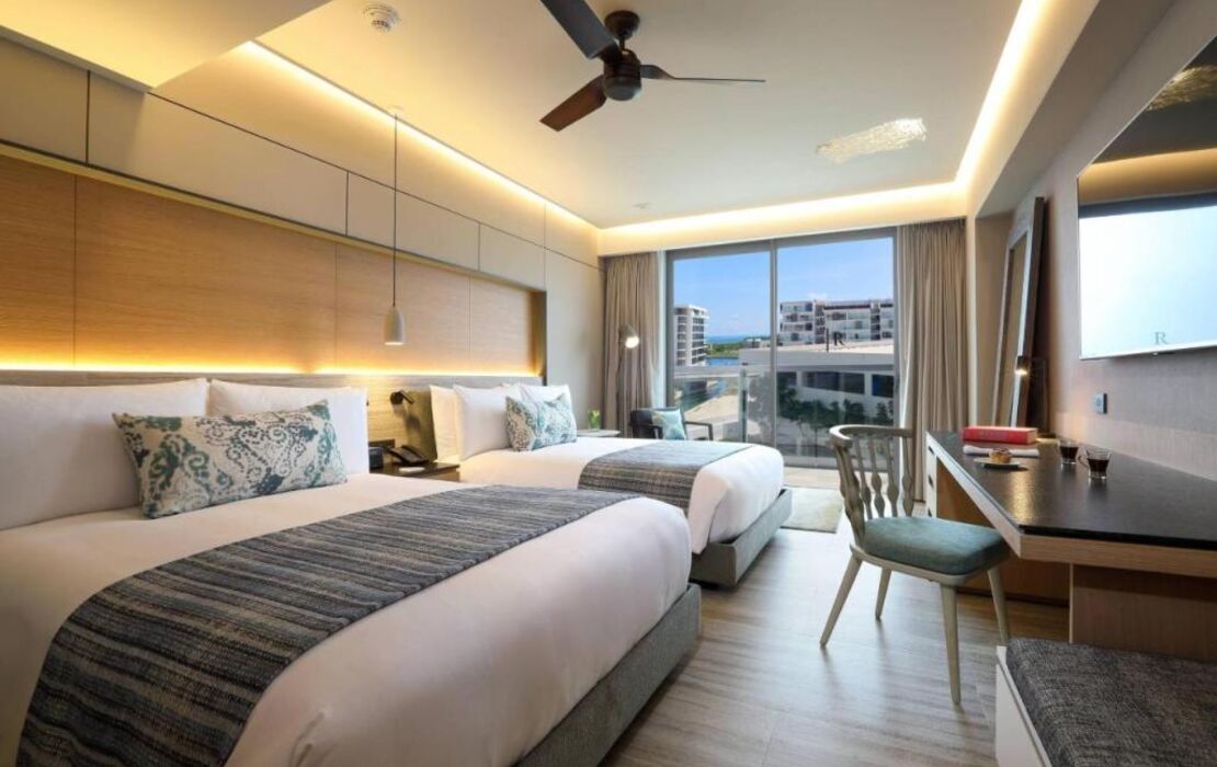 Renaissance Cancun Resort & Marina