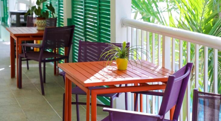 Almond Tree Inn - Adults Only