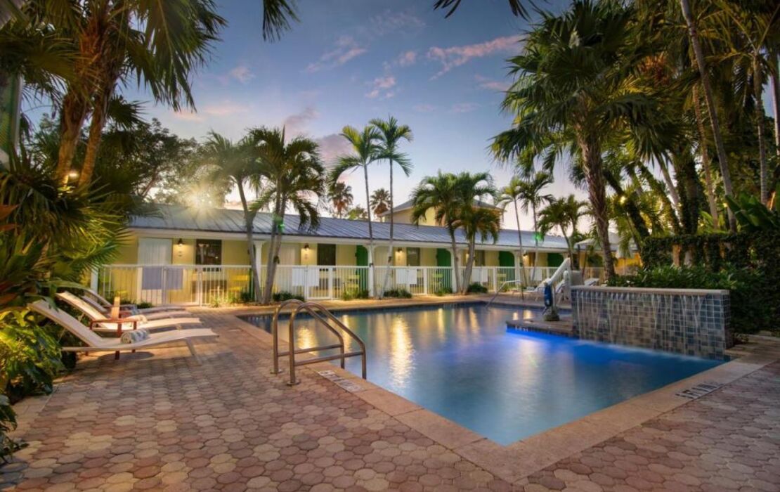 Almond Tree Inn - Adults Only