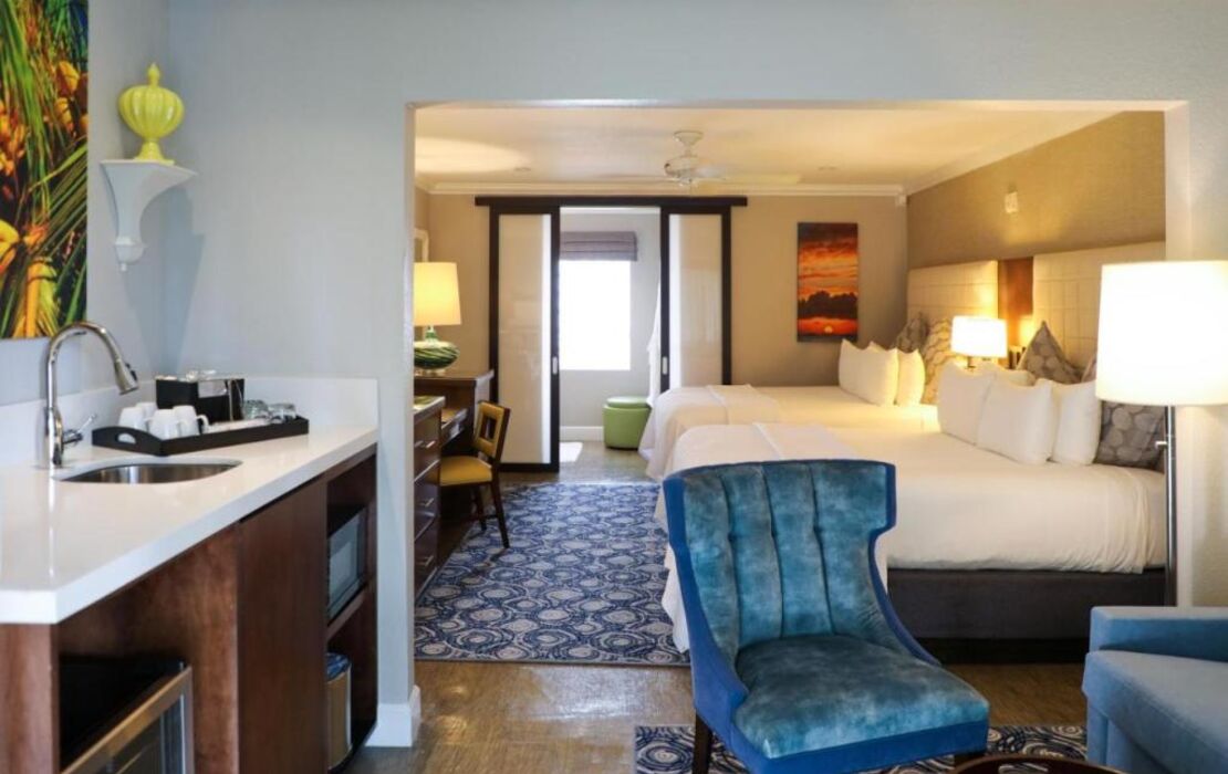 Almond Tree Inn - Adults Only