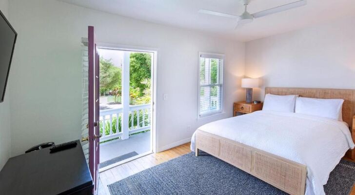 Coco Plum Inn