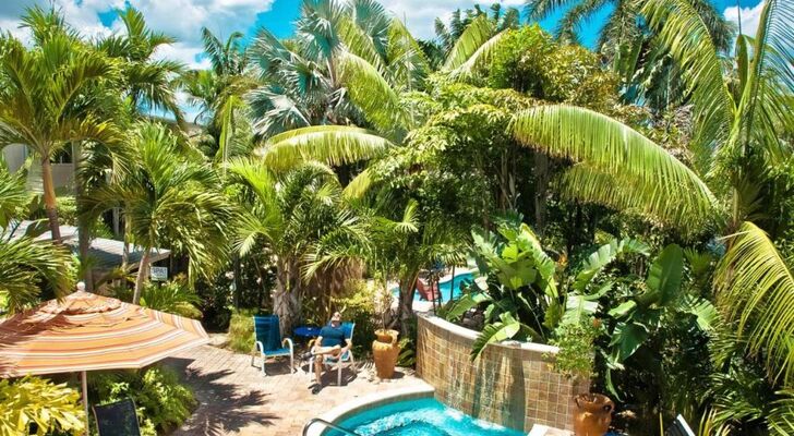 The Cabanas Guesthouse & Spa - Gay Resort catering to Gay Men