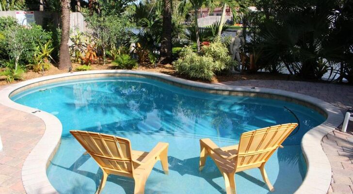 The Cabanas Guesthouse & Spa - Gay Resort catering to Gay Men