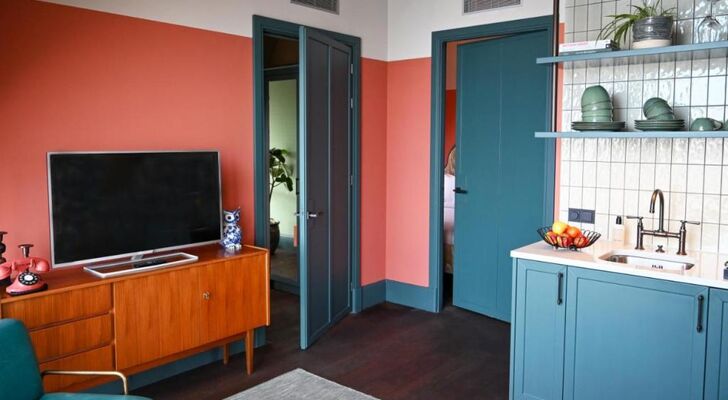 The July - Boat & Co