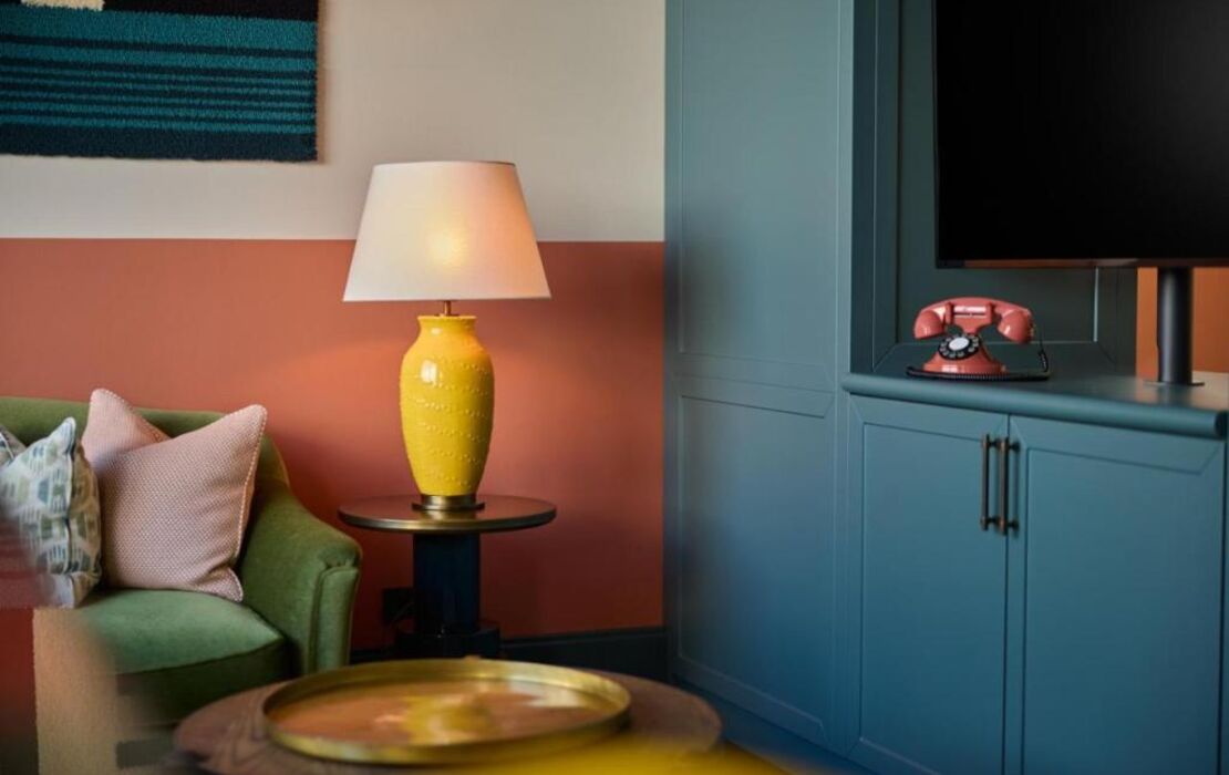 The July - Boat & Co